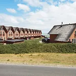 8 Person In Romo-by Traum Kongsmark